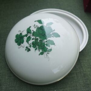 Vintage Royal Vienna Augarten Wien Porcelain 5.5" Trinket Box Handed Painted